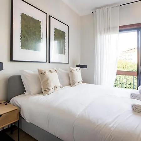 Apartment 2br Flat In Bonfim W/ Ac & Balcony By Lovelystay Porto