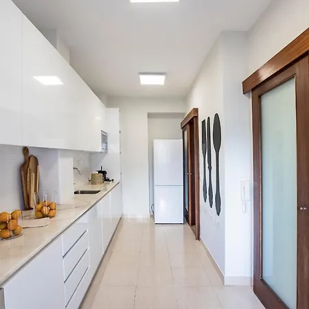 2br Flat In Bonfim W/ Ac & Balcony By Lovelystay Porto