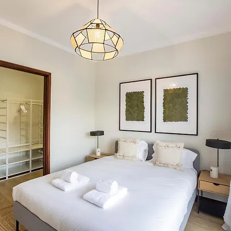 2br Flat In Bonfim W/ Ac & Balcony By Lovelystay * Porto