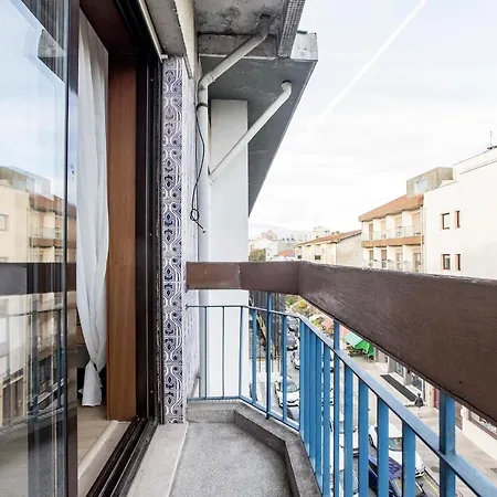 2br Flat In Bonfim W/ Ac & Balcony By Lovelystay Apartment Porto