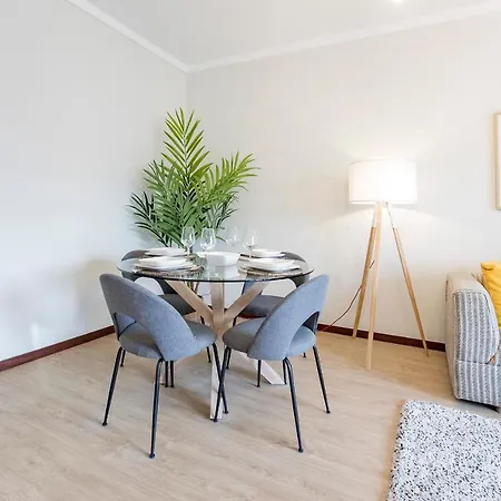 Apartment 2br Flat In Bonfim W/ Ac & Balcony By Lovelystay Porto